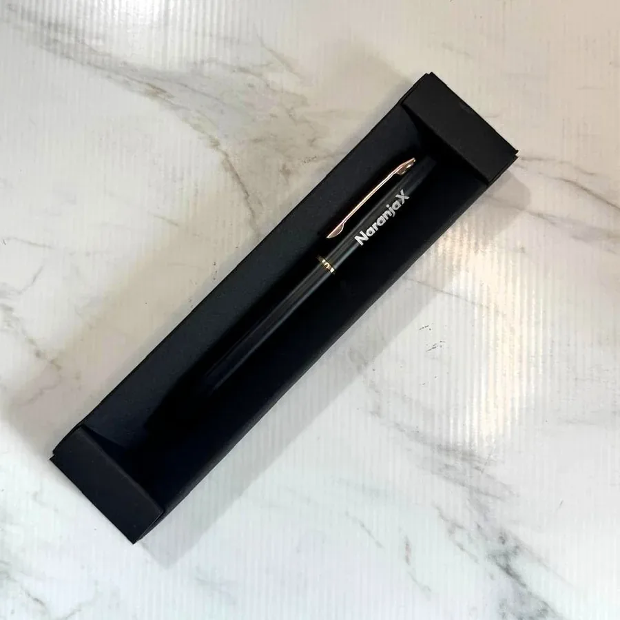 Lapicera, merchandising con logo de MONDOBOX