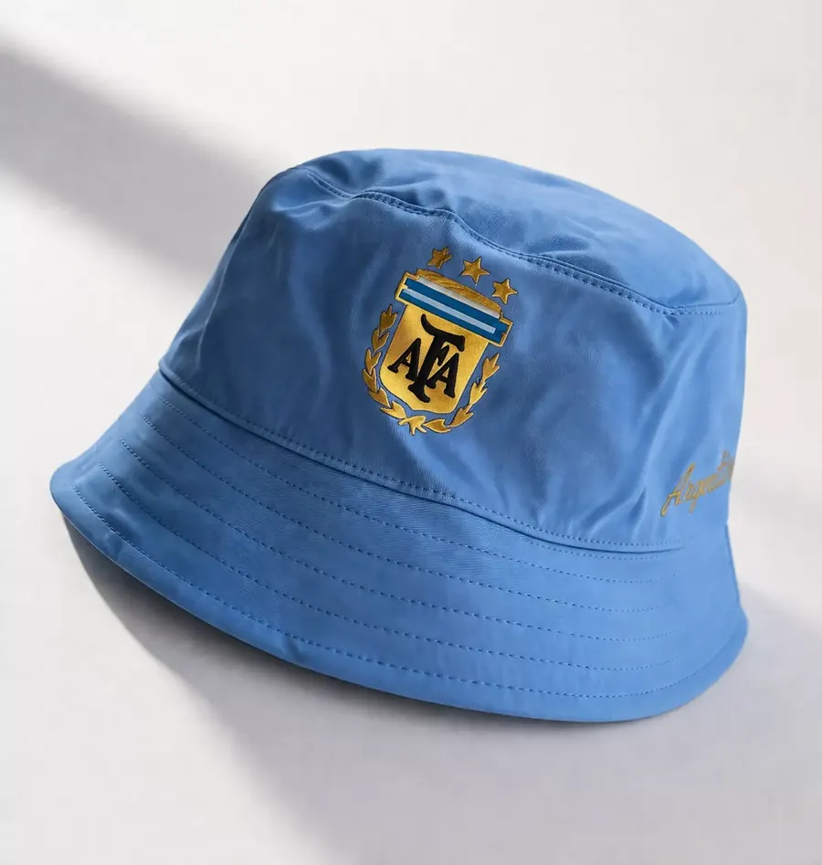 Piluso Selección, merchandising con logo de MONDOBOX